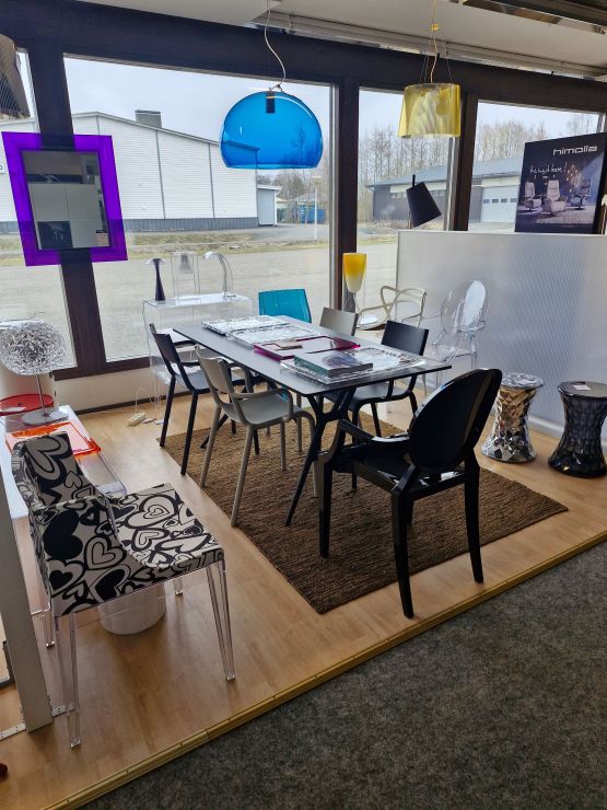 KARTELL  MYYMÄLÄMALLIT -30 %